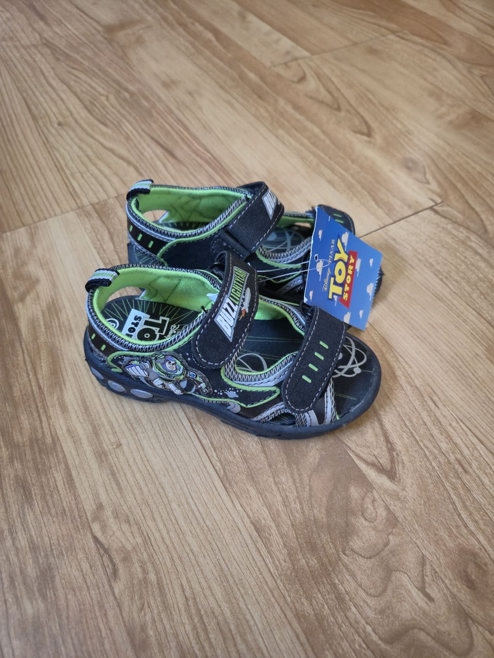 Toy Story - Buzz Lightyear Black & Green Kids Sandals Size Toddler 8